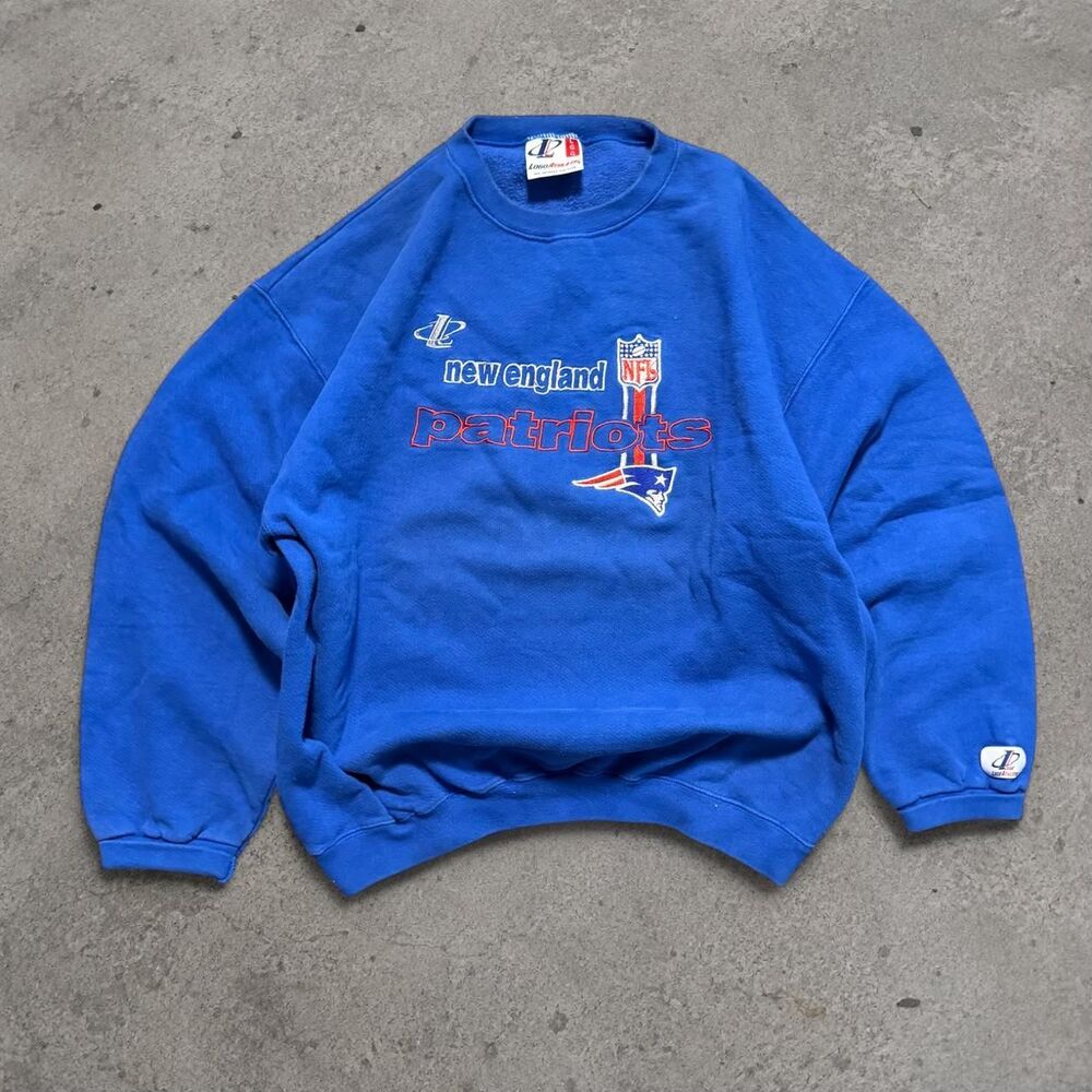 Vintage 90s New England Patriots NFL Logo Athletic Crewneck Sweatshirt Mens Size